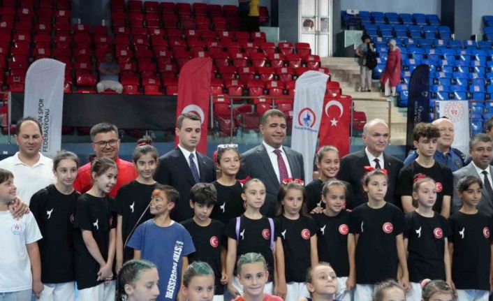 Gençler ve çocuklar bu yaz spora doyacak