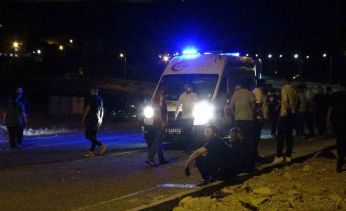 Gercüş’te feci kaza: Motosiklet sürücüsünün bacağı koptu