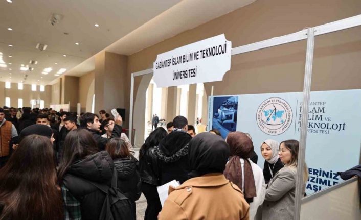 GİBTÜ üniversite tercih günleri’nde adaylarla buluşuyor