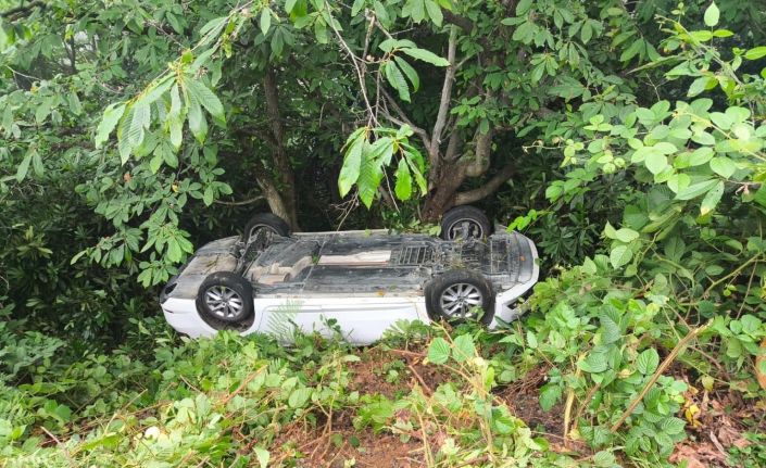 Giresun’da otomobil şarampole devrildi: 6 yaralı
