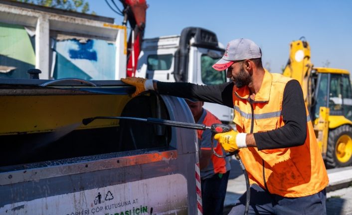 Gölbaşı Belediyesi temizlik çalışmalarını sürdürüyor