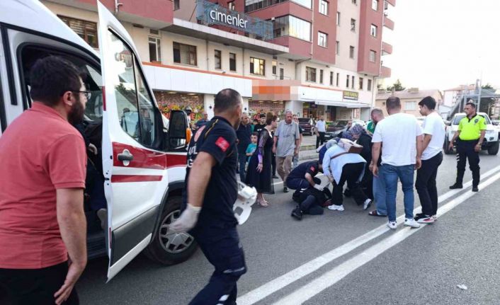 Gümüşhane’de koşarak karşıya geçen yaşlı kadına kamyonet çarptı