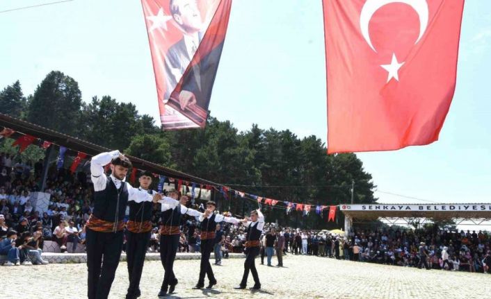 Gurbetçiler festivalde hasret giderdi