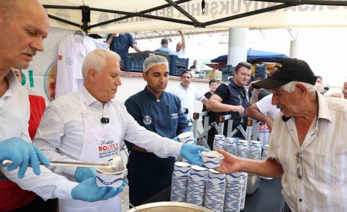 Gürsu’da aşure kazanları birlik için kaynadı