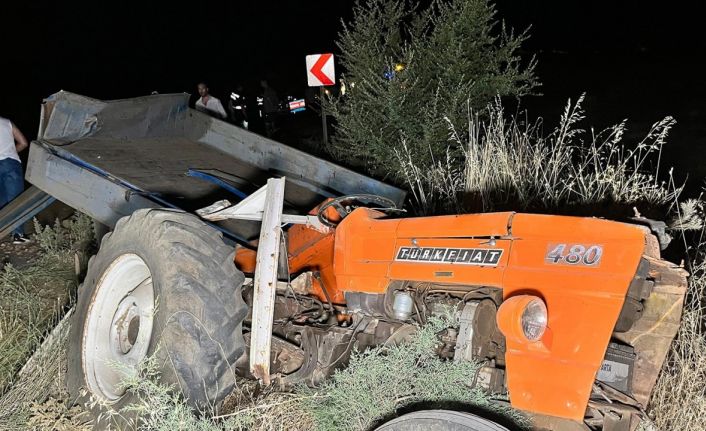 Hafriyat kamyonu traktöre arkadan çarptı: 1 ölü, 1 yaralı