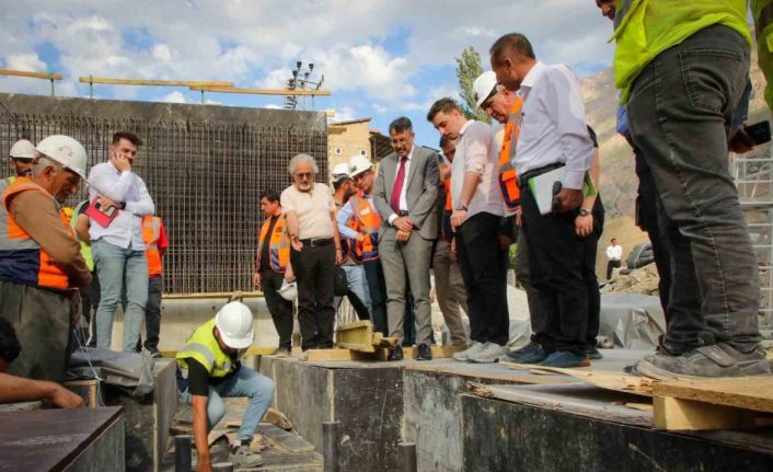 Hakkari’de sismik izolatörlü hastane dönemi başlıyor
