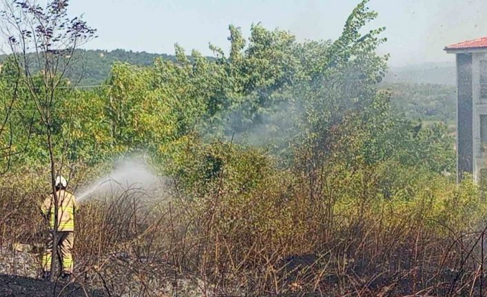 Hastane yakınında yangın paniği