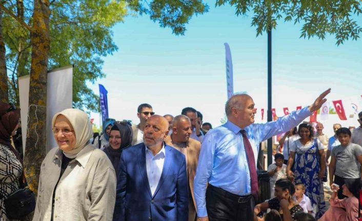 Hizmet-İş’in pikniğine binlerce kişi katıldı