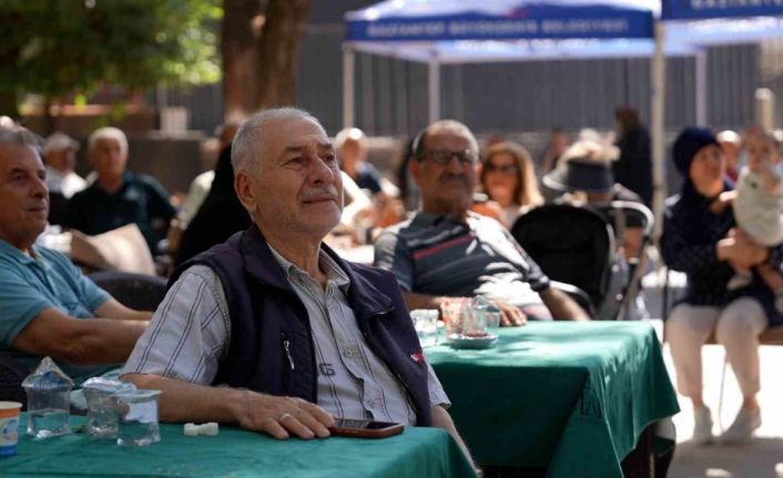 Hizmete giren Emekliler Lokaline kısa sürede yoğun ilgi