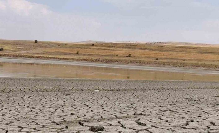 İğdeli Barajı kuraklık alarmı veriyor
