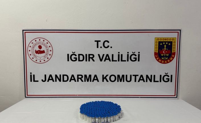 Iğdır’da kaçak sigara ve botoks operasyonu: 4 gözaltı