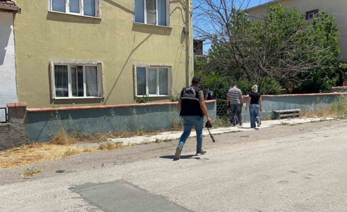 İki çocuk babası yatağında ölü bulundu