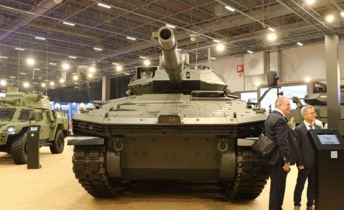 İki farklı konfigürasyonlu TULPAR ilk kez IDEF 2025’te sergilendi