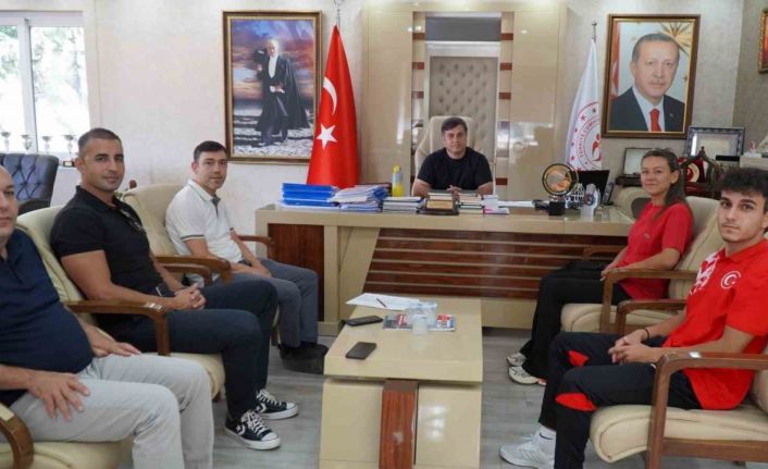 İl Müdürü Öztürk’ten Balkan Üçüncüsü Buğra Güleryüz’e tebrik