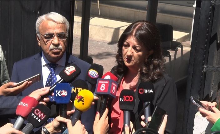 İmralı heyeti, Cumhurbaşkanı Erdoğan ile görüşme öncesinde açıklamalarda bulundu