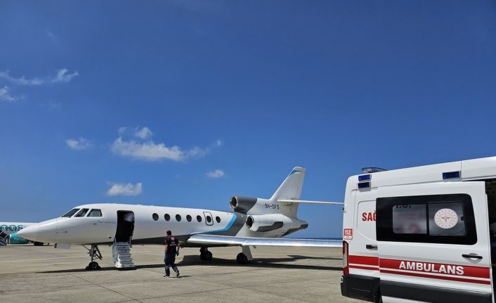 İngiltere’ye sevk edilen hastaya Türkiye’de oksijen ikmali yapıldı