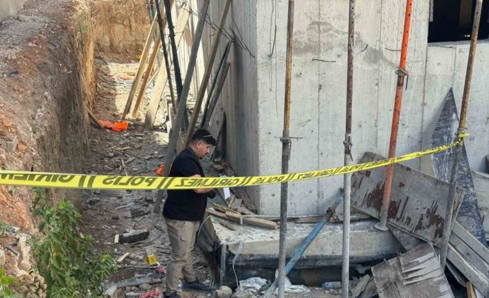 İnşaattan düşen kalıp ustası hayatını kaybetti