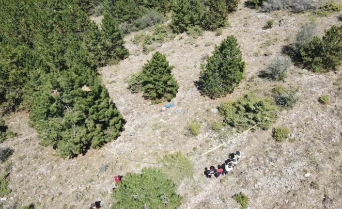 Isparta’da 3 gündür aranan kayıp adamın cesedi uçurumda bulundu