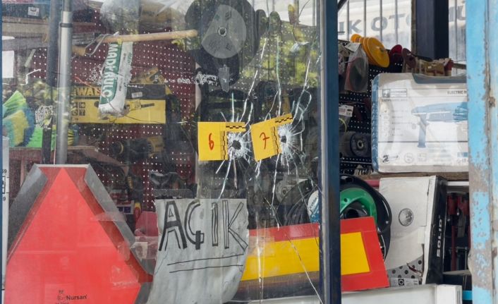 Isparta’da hırdavatçı dükkanı kurşunlandı