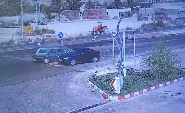 Isparta’da otomobiller çarpıştı: 1’i ağır 8 yaralı