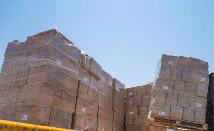 İsrail: "Gazze Şeridi’ne dün 120’den fazla yardım kamyonu giriş yaptı ve dağıtıldı"