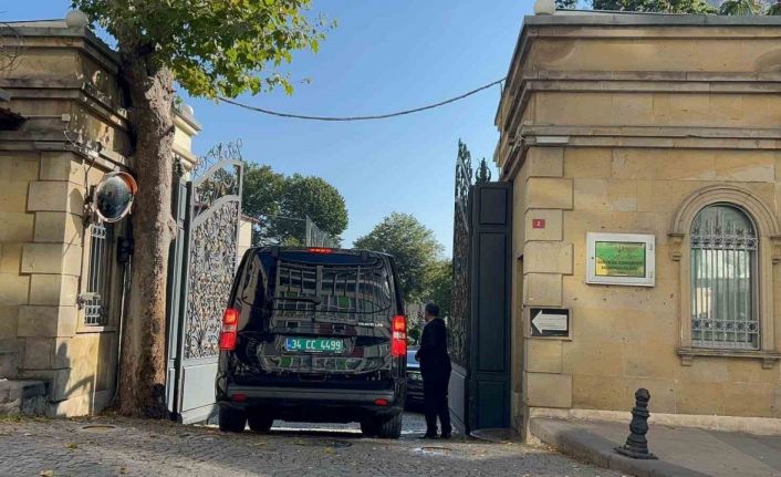 İstanbul’da tarihi görüşme: İran Başkonsolosluğundaki "nükleer görüşme" başladı