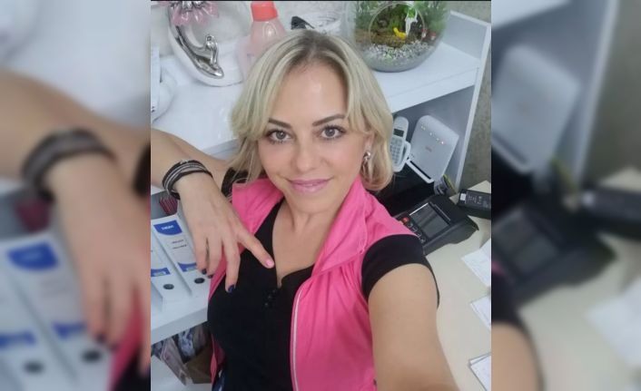 İzmir’de bir kadın, boşandığı eşi tarafından bıçaklanarak öldürüldü