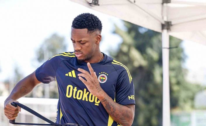 Jhon Duran, sarı-lacivertli formayla ilk antrenmanına çıktı