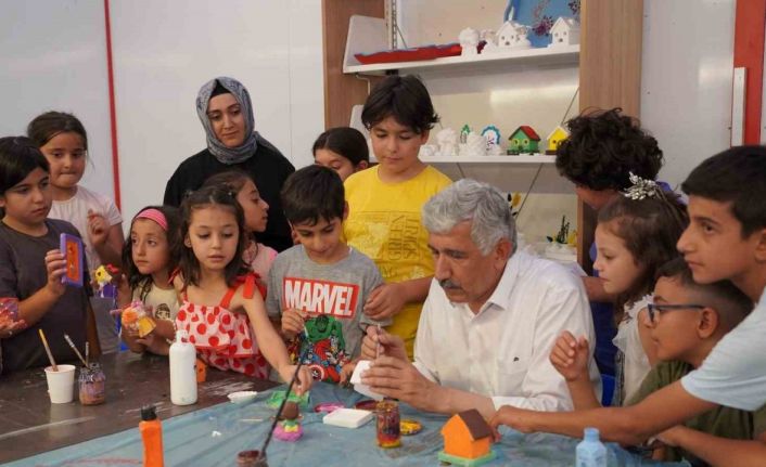 Kahta Belediyesi yaz sanat kursları genç yetenekleri yetiştiriyor