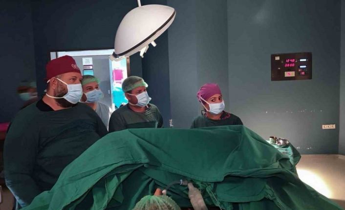 Kahta’da ilk defa karın fıtıkları kapalı yöntemle tedavi ediliyor