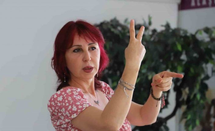 Kamu personeline işaret dili eğitimi