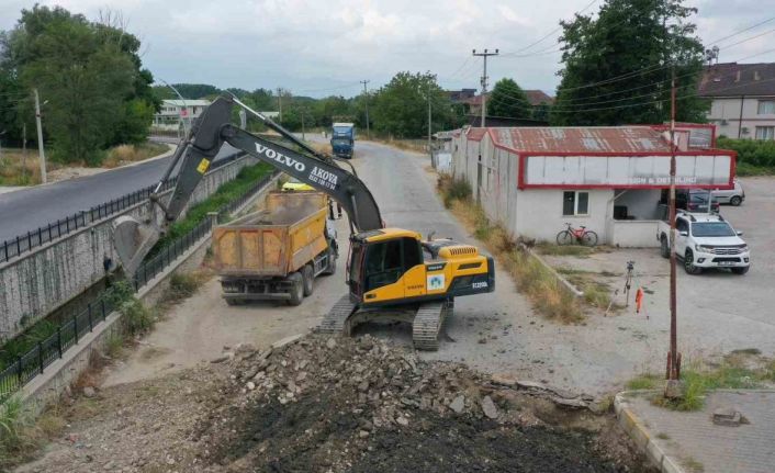 Karacasu Deresi’nde ikinci etap çalışmaları başladı