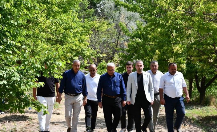 Karademir’den kayısı için acil destek çağrısı