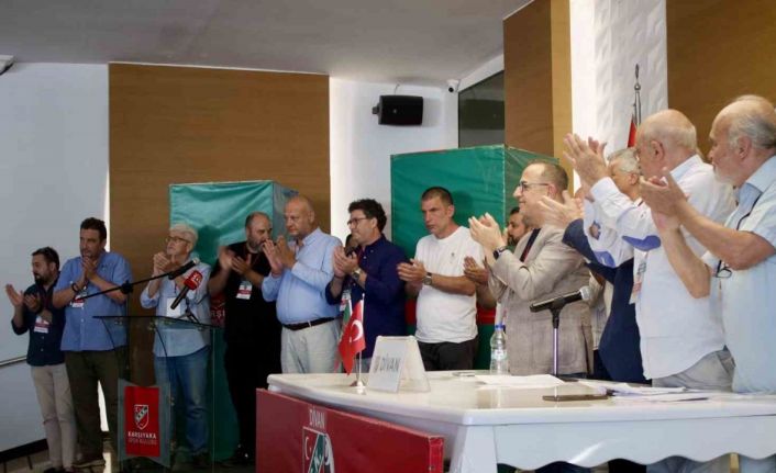 Karşıyaka yönetimi: "Herkes taşın altına elini koyması gerekiyor"