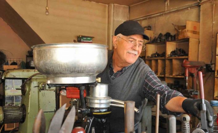 Kars’ta 4 kuşaktır kollu süt makinelerini tamir ediyorlar