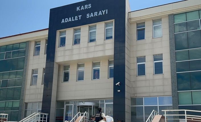 Kars’ta uyuşturucu taciri 2 kişi tutuklandı