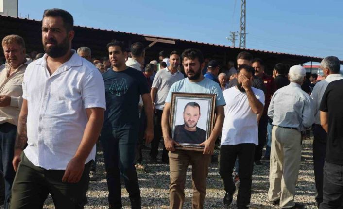 Kavgayı ayırmak isterken aldığı bıçak darbesiyle hayatını kaybettiği ortaya çıktı