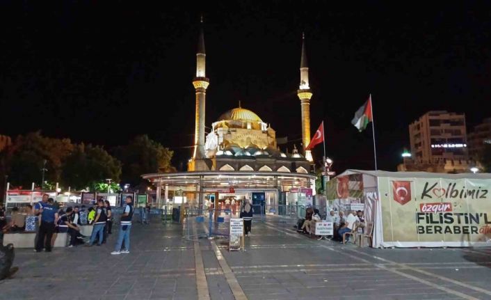 Kayseri’deki tüm camilerde 15 Temmuz’un yıl dönümünde selalar okundu