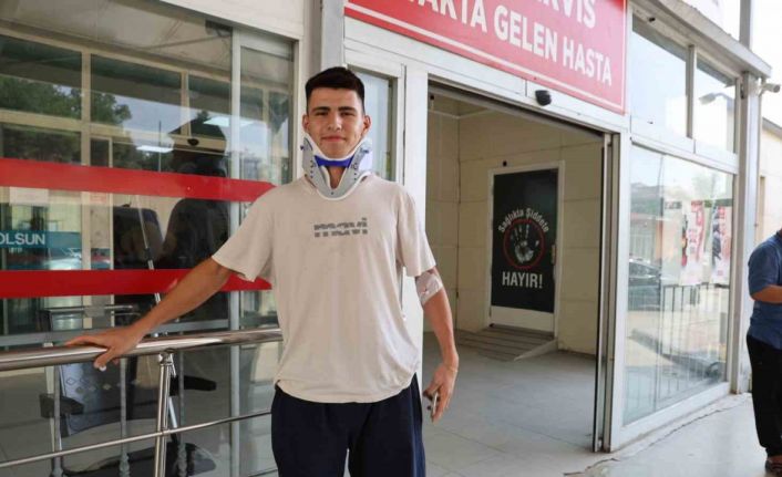Kaza sırasında açılan kapıdan inip koşarak uzaklaşan genç: "Sıkışmaktansa atlamayı tercih ettim"