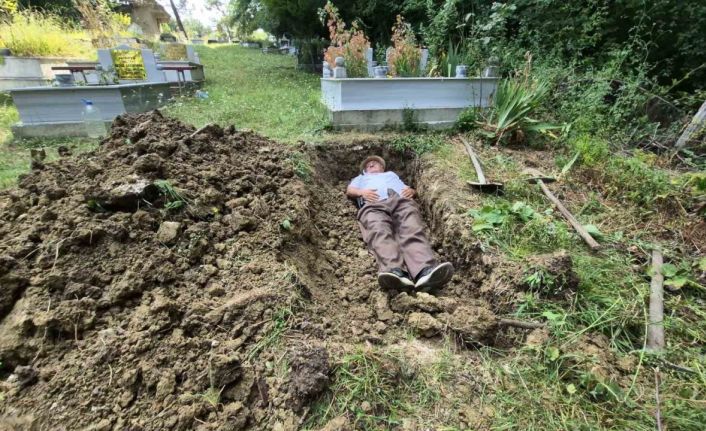 Kendi mezarını kazdı