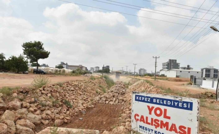 Kepez’in Demirel Mahallesi’nde dere ıslah çalışması yapıldı