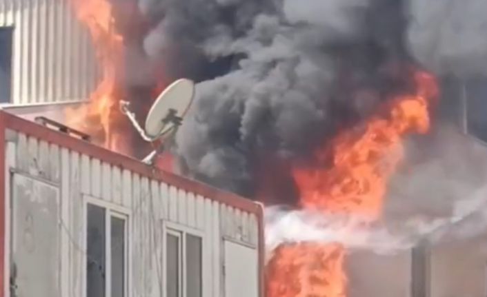 Kereste fabrikasında yangın paniği