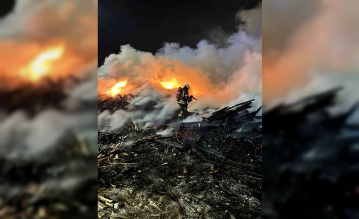 Kereste fabrikasındaki yangın büyümeden söndürüldü