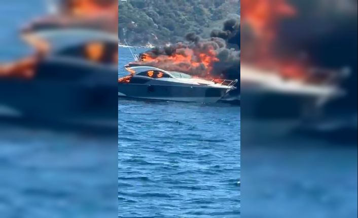 Kınalıada açıklarında korkutan yat yangını