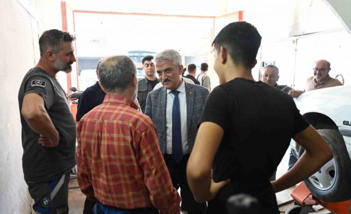 Kırıkkale Valisi Makas esnafla buluştu, talepleri dinledi