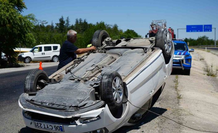 Kırıkkale’de otomobil takla attı: Aynı aileden 6 kişi yaralandı