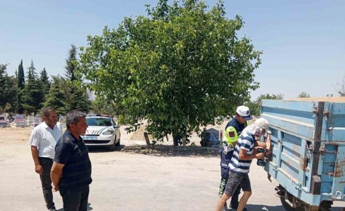 Kırklareli’nde traktör sürücüleri bilgilendirildi