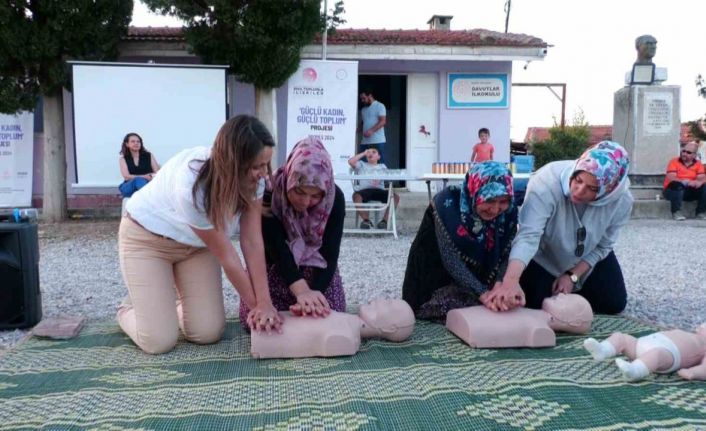 Kırsal mahallelerdeki kadınlara temel ilkyardım eğitimi