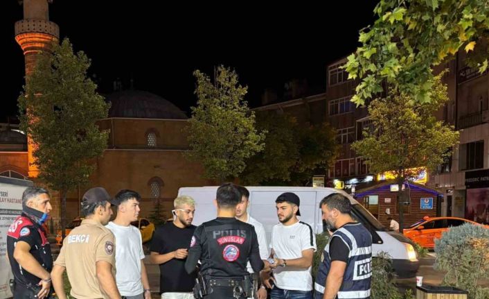 Kırşehir’de Huzur Uygulaması: 284 kişi sorgulandı