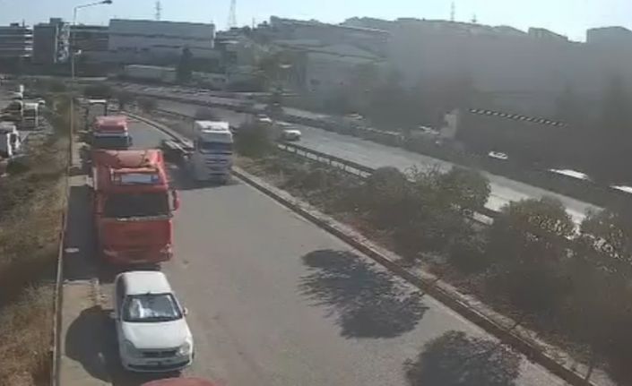 Kocaeli’de feci kaza: Ölü ve yaralılar var